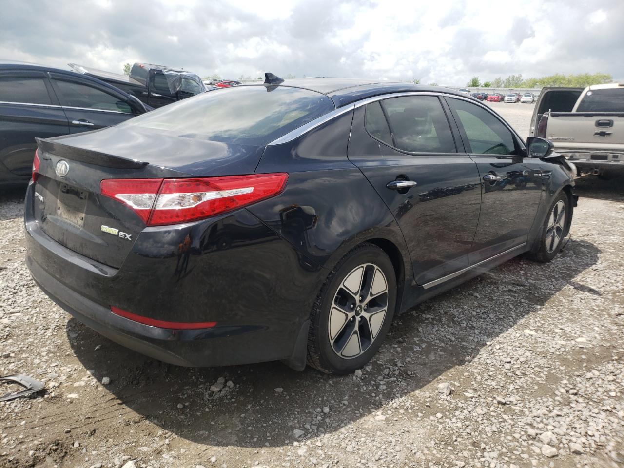 Photo 4 from auction – 2013 KIA OPTIMA HYB with VIN KNAGM4AD5D5042374