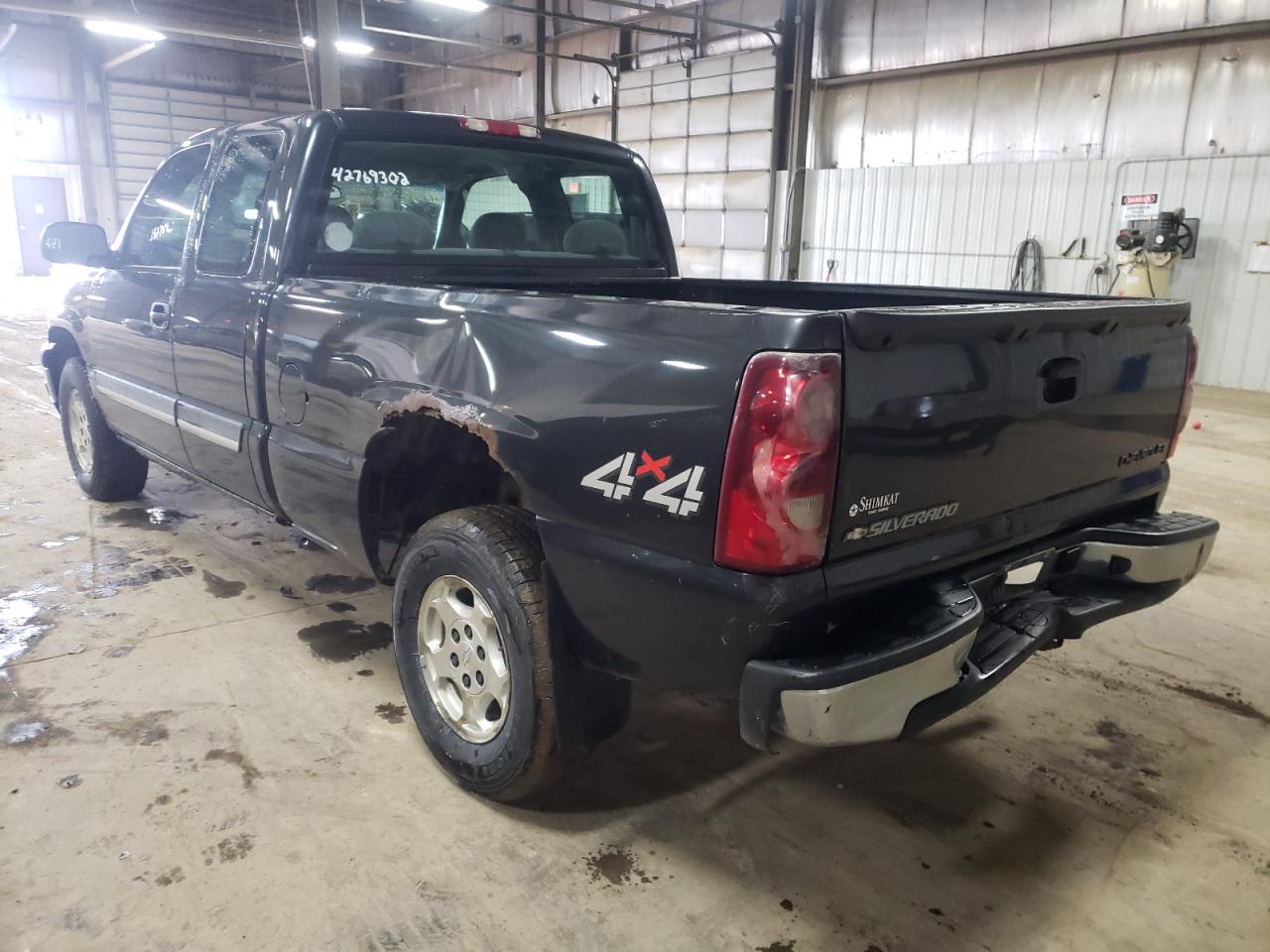 Photo 3 from auction – 2003 CHEVROLET SILVERADO with VIN 2GCEK19V631386887