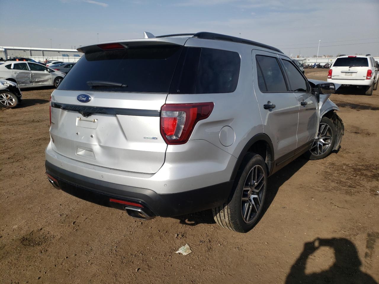 Photo 4 from auction – 2017 FORD EXPLORER S with VIN 1FM5K8GT6HGD88039