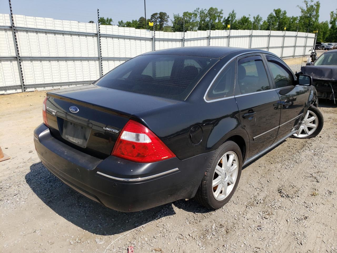 Photo 4 from auction – 2005 FORD FIVE HUNDR with VIN 1FAHP28195G197844