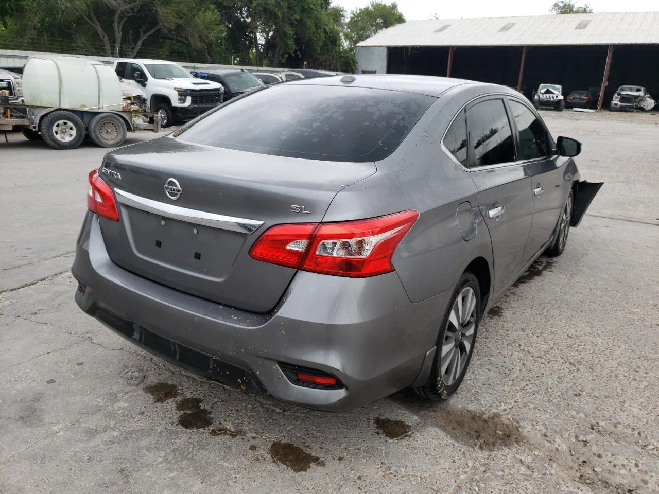 Photo 4 from auction – 2017 NISSAN SENTRA S with VIN 3N1AB7AP8HY280449