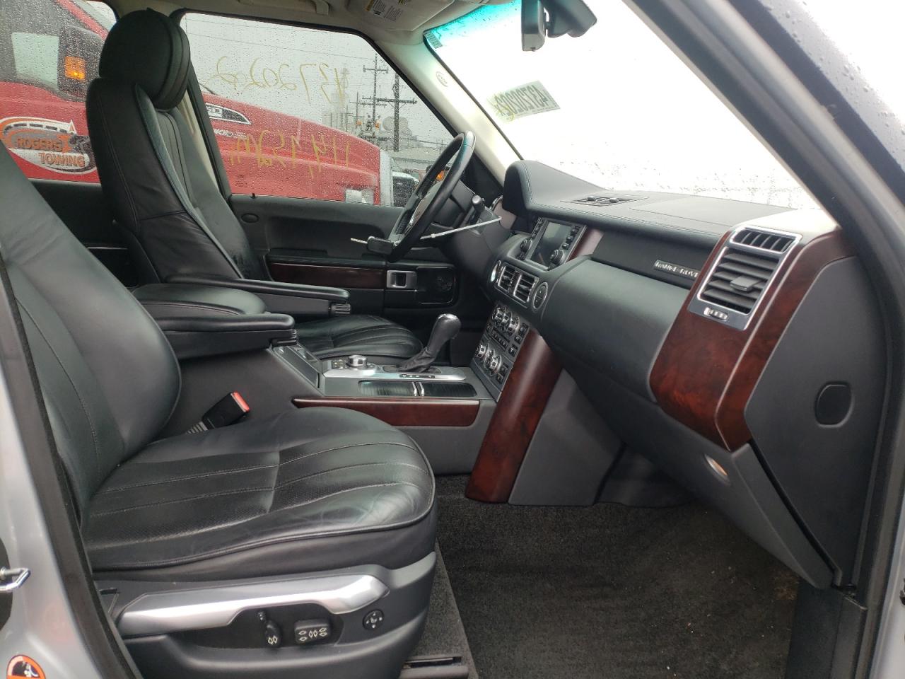Photo 5 from auction – 2008 LAND ROVER RANGE ROVE with VIN SALMF15488A275955