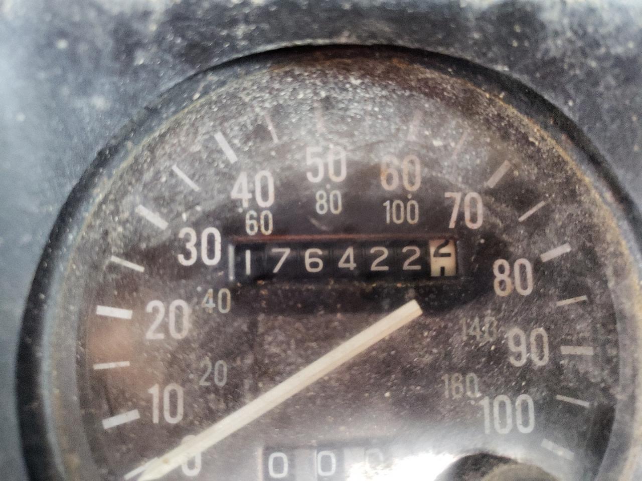 Photo 8 from auction – 1987 JEEP WRANGLER L with VIN 2BCCV8143HB537231