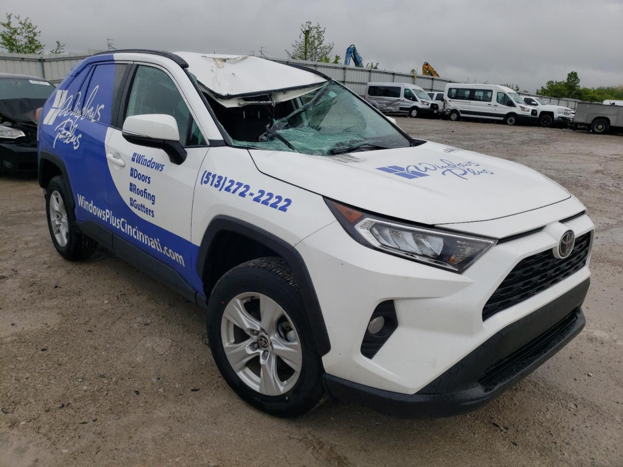 TOYOTA RAV4 XLE 2021 with VIN 2T3P1RFV6MC235508 - Photo from auction