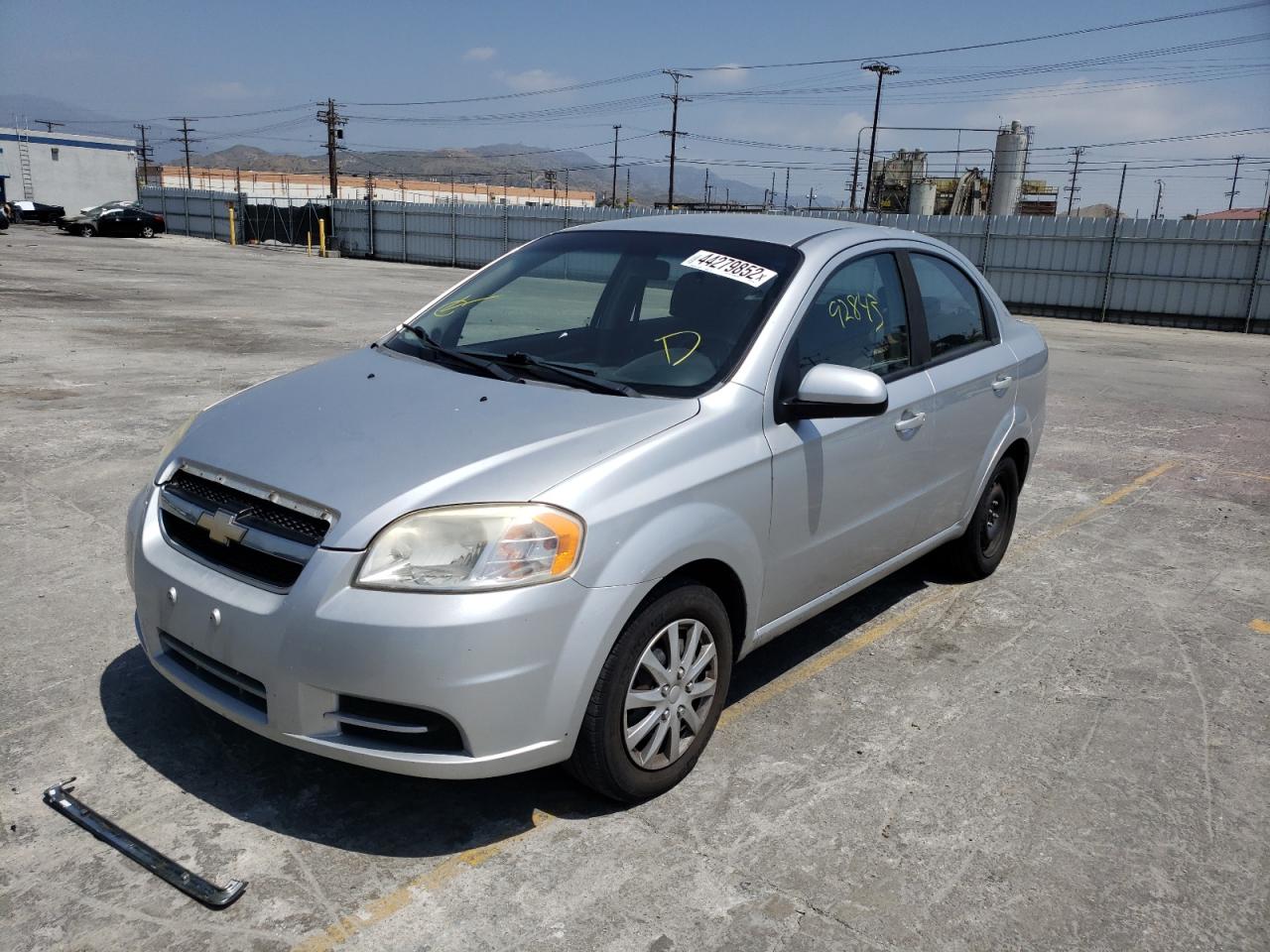 Photo 2 from auction – 2011 CHEVROLET AVEO LS with VIN KL1TD5DE4BB231986