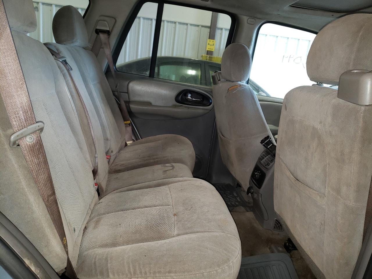 Photo 6 from auction – 2006 CHEVROLET TRAILBLAZE with VIN 1GNDS13SX62304780