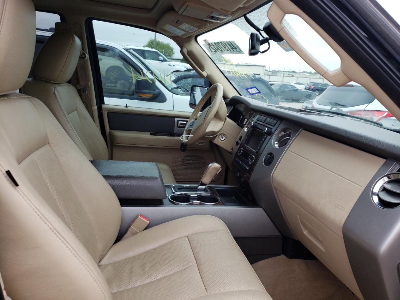 Photo 5 from auction – 2013 FORD EXPEDITION with VIN 1FMJU1H50DEF59695