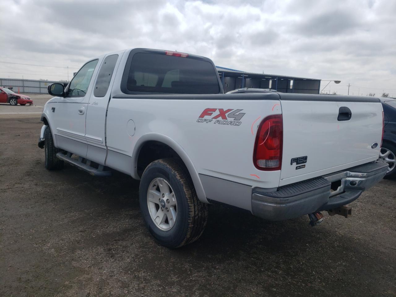 Photo 3 from auction – 2002 FORD F150 with VIN 1FTRX18L82NA64218