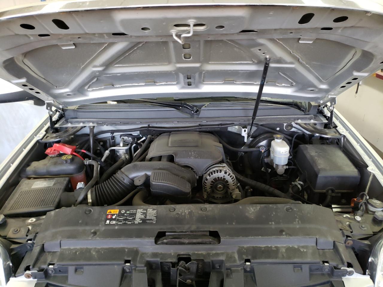 Photo 7 from auction – 2013 GMC YUKON SLT with VIN 1GKS2DE09DR233707