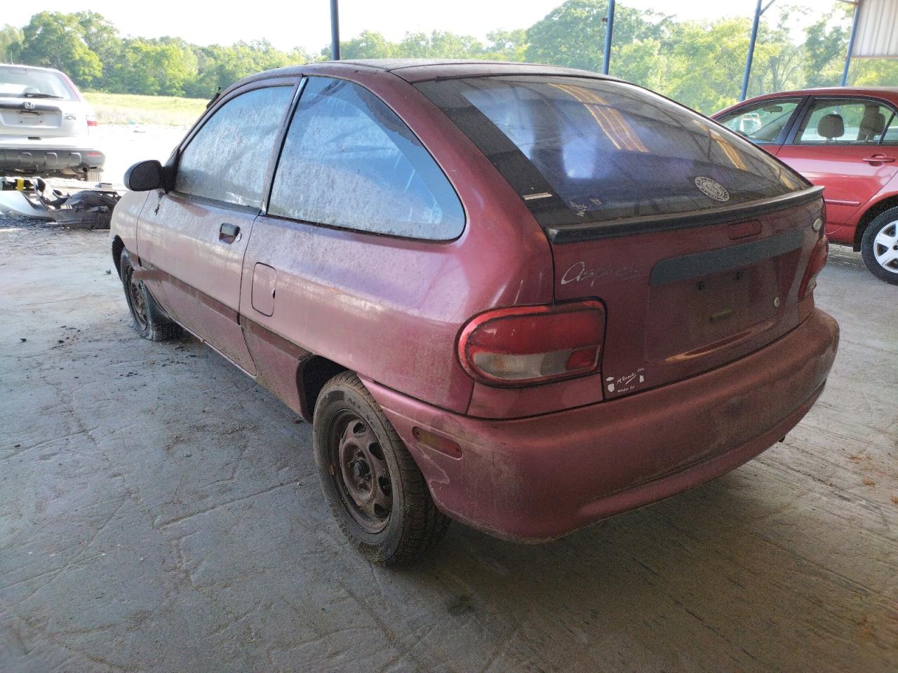 Photo 3 from auction – 1997 FORD ASPIRE with VIN KNJLT05H9V6208754