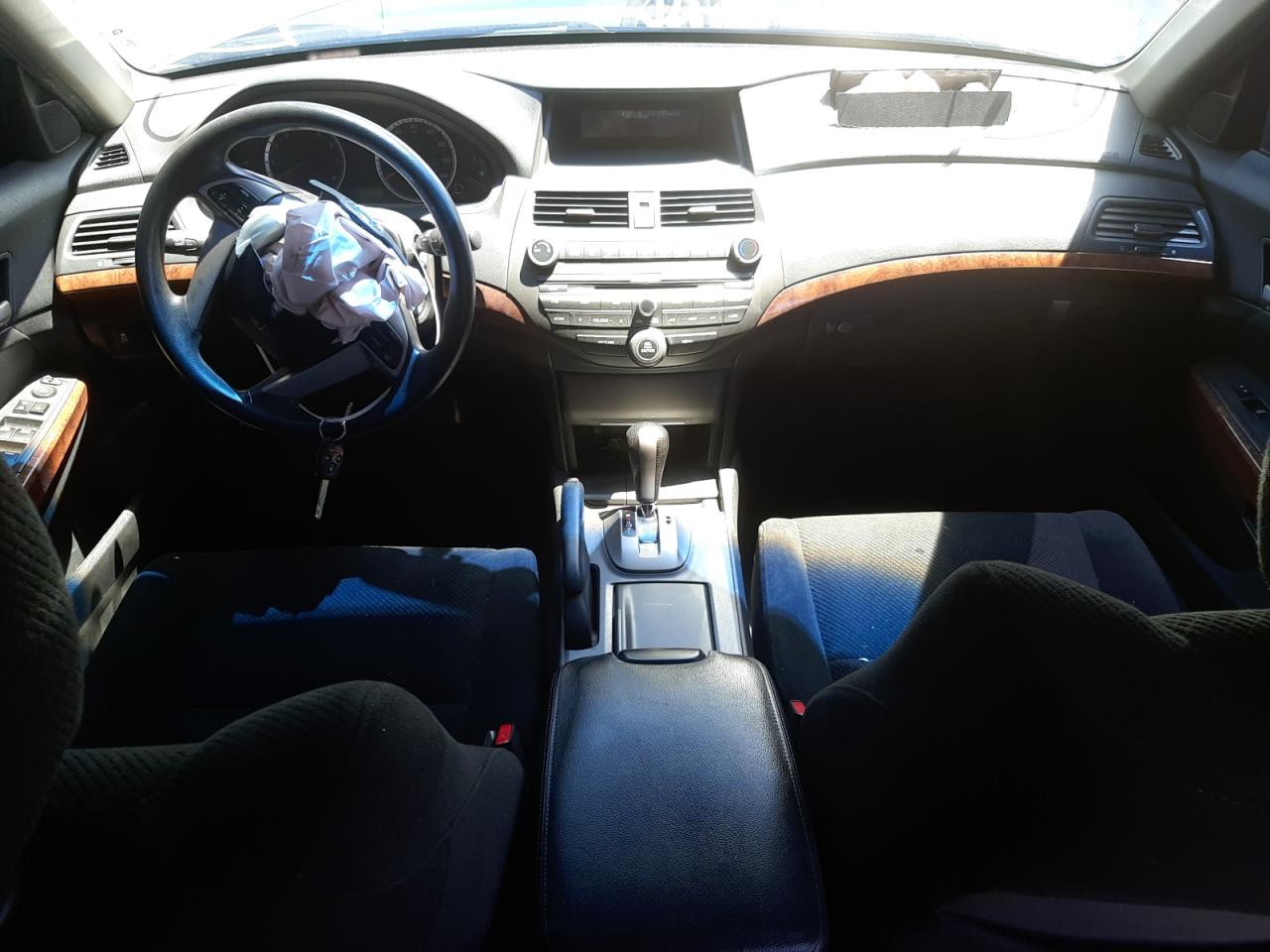 Photo 9 from auction – 2011 HONDA ACCORD EX with VIN 1HGCP2F75BA028089