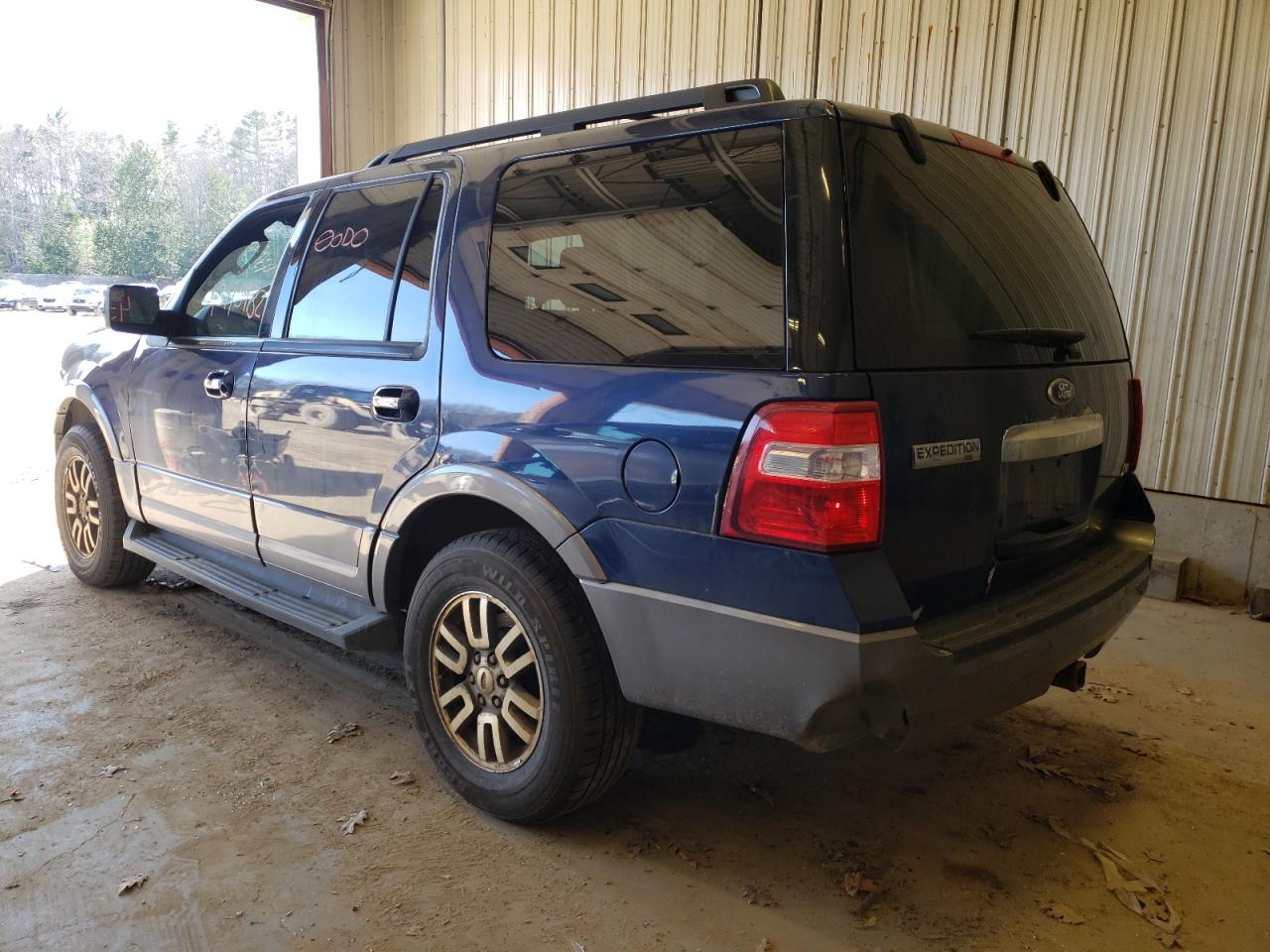 Photo 3 from auction – 2012 FORD EXPEDITION with VIN 1FMJU1J55CEF26667