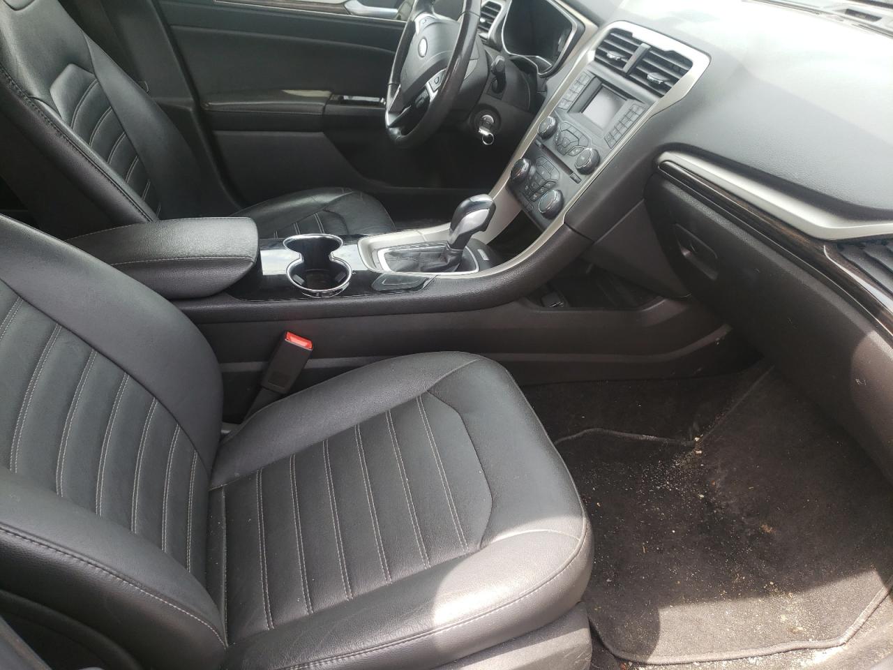 Photo 5 from auction – 2014 FORD FUSION SE with VIN 3FA6P0LU5ER264073