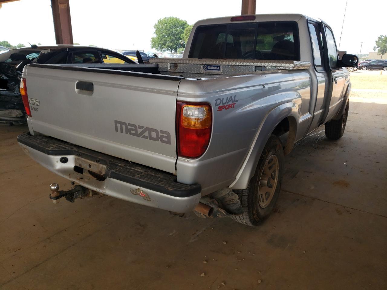 Photo 4 from auction – 2002 MAZDA B3000 CAB with VIN 4F4YR16U02TM07379