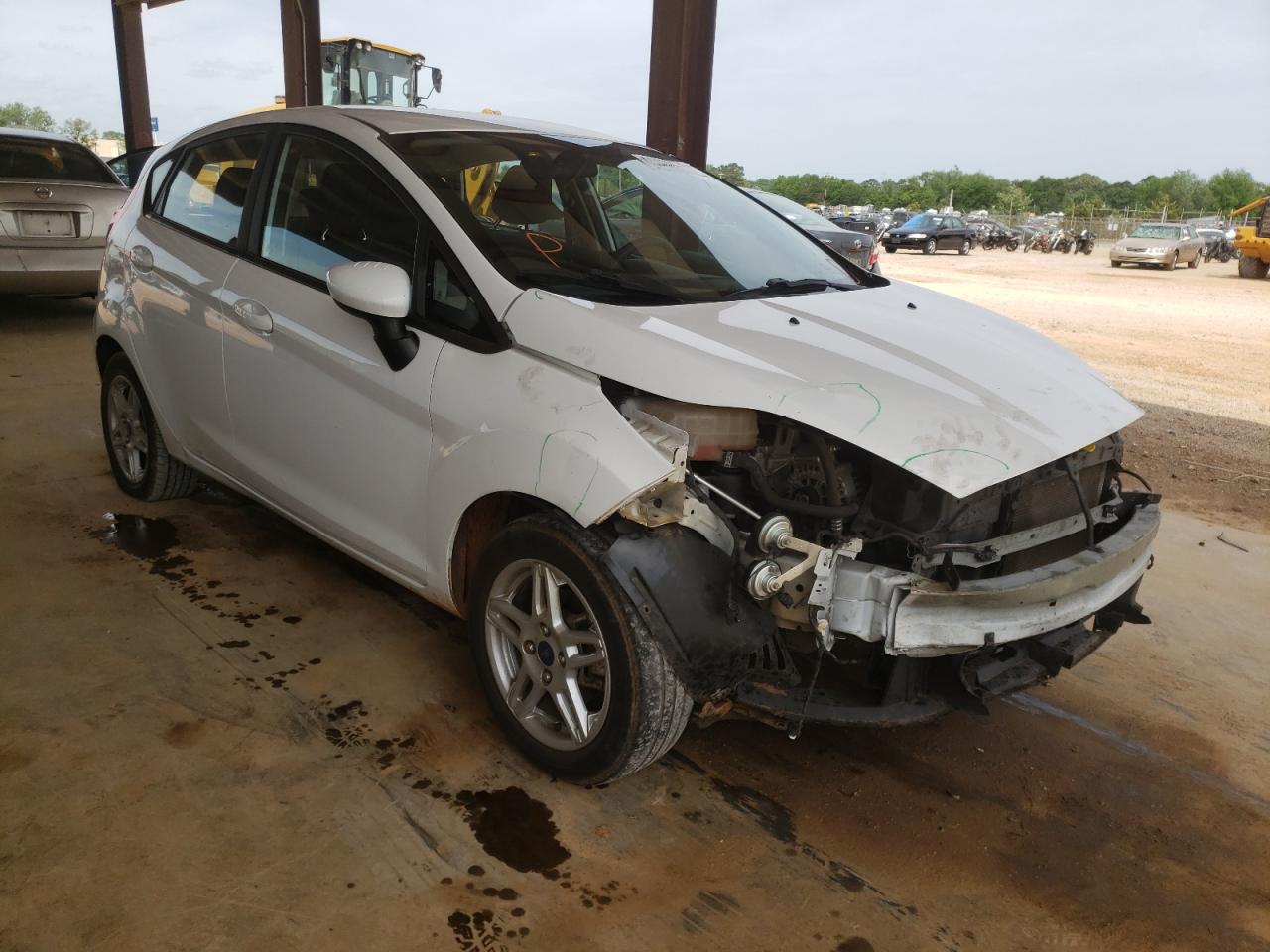 صورة رقم 1 من المزاد - 2017 FORD FIESTA SE مع VIN 3FADP4EJ9HM101980