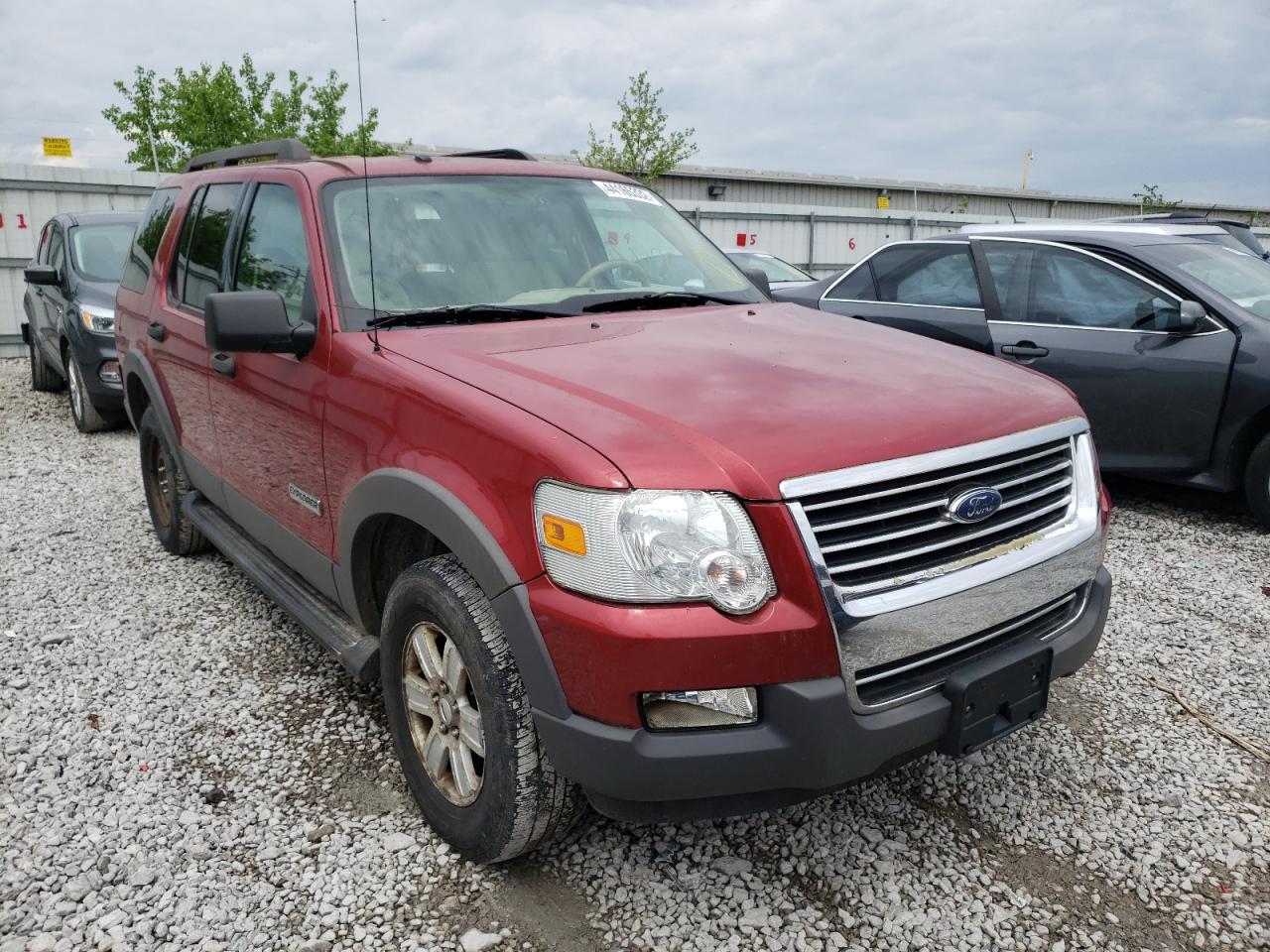 FORD EXPLORER X 2006 with VIN 1FMEU73E66UB08002 - Photo from auction