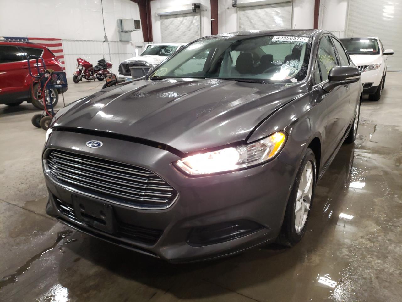 Photo 2 from auction – 2016 FORD FUSION SE with VIN 3FA6P0H79GR239747
