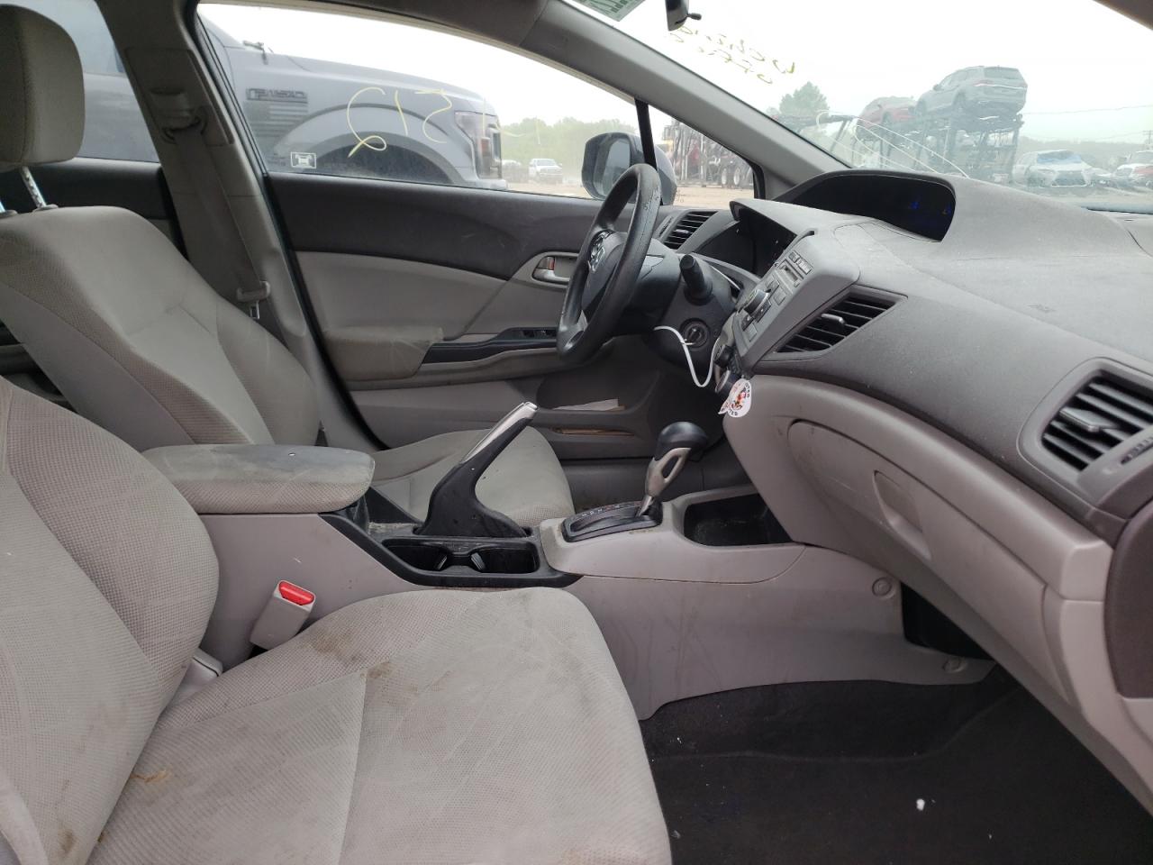 Photo 5 from auction – 2012 HONDA CIVIC LX with VIN 19XFB2F56CE380783