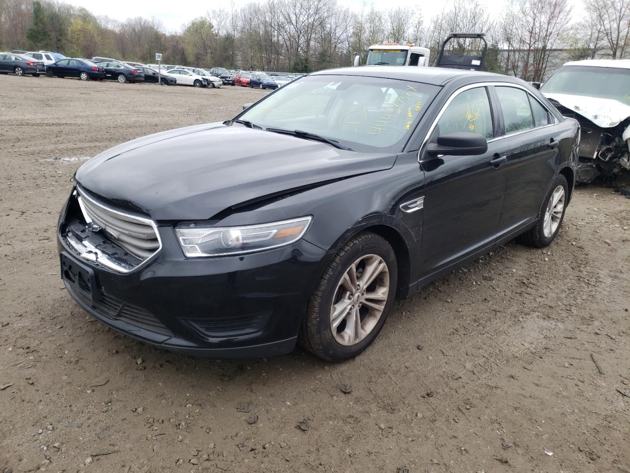 Photo 2 from auction – 2017 FORD TAURUS SE with VIN 1FAHP2D8XHG110895