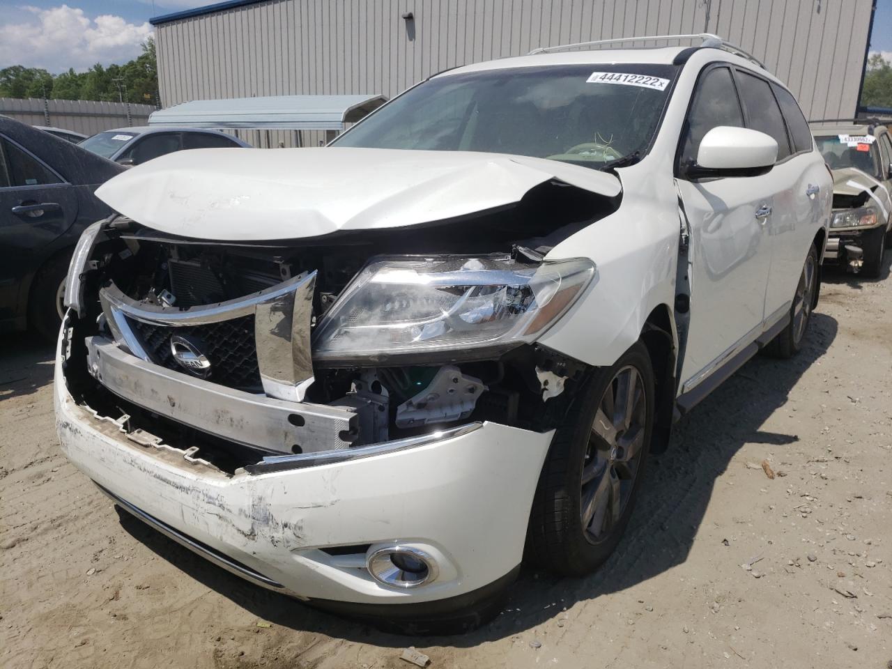 Photo 2 from auction – 2015 NISSAN PATHFINDER with VIN 5N1AR2MN0FC654348