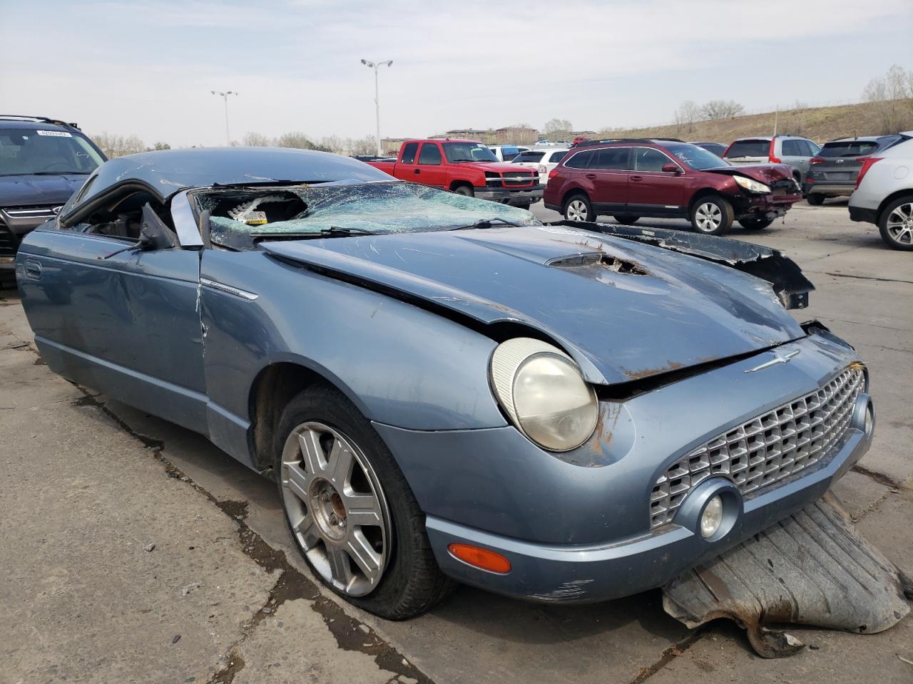 FORD THUNDERBIR 2005 z numerem VIN 1FAHP60A05Y101242 - Zdjęcie z aukcji