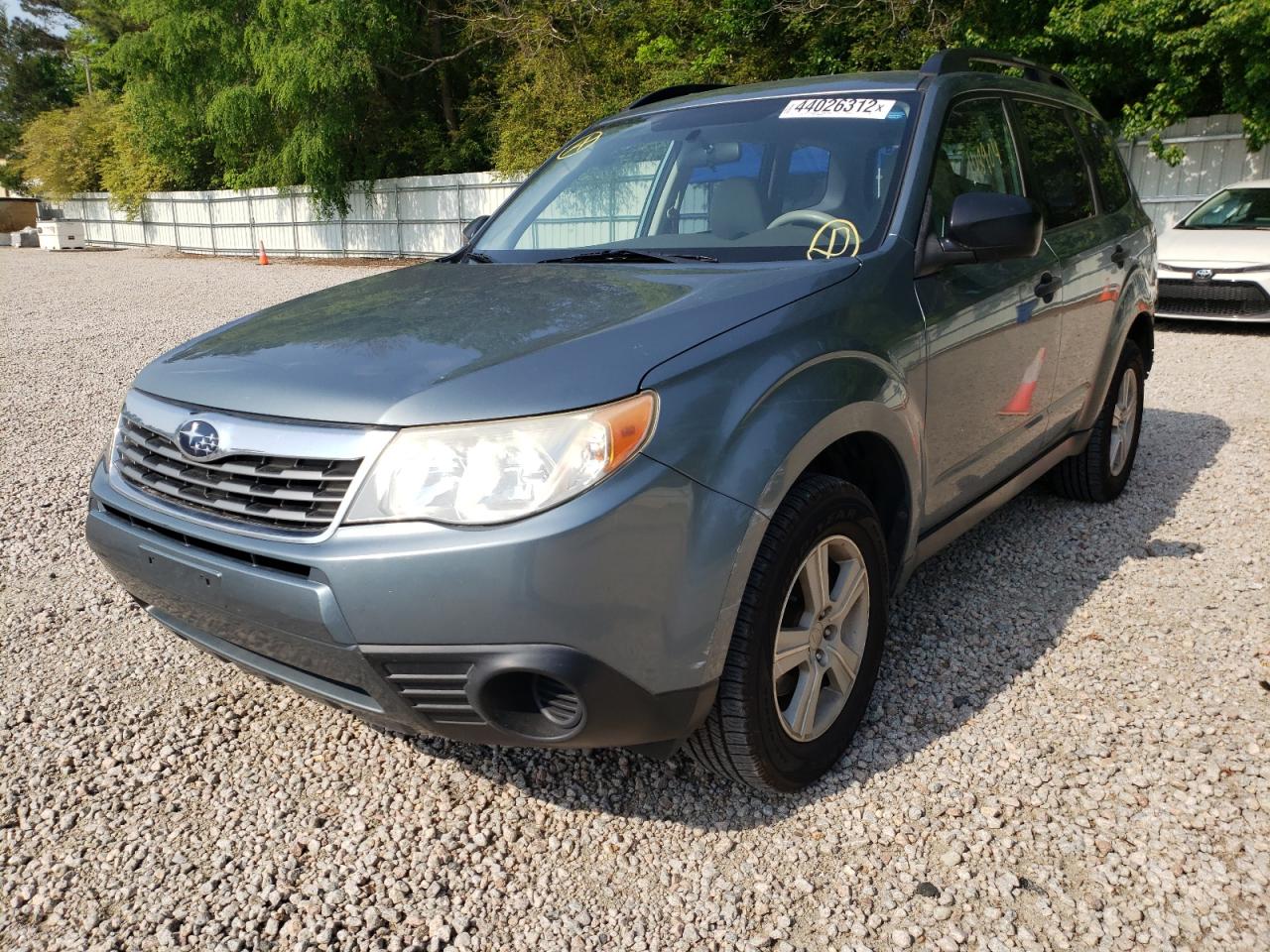 Photo 2 from auction – 2010 SUBARU FORESTER X with VIN JF2SH6BC0AH779741