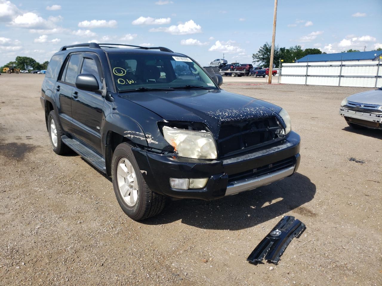 TOYOTA 4RUNNER SR 2003 with VIN JTEZU14R038007946 - Photo from auction