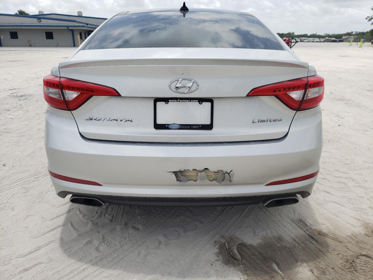 Photo 9 from auction – 2015 HYUNDAI SONATA SPO with VIN 5NPE34AF5FH093777