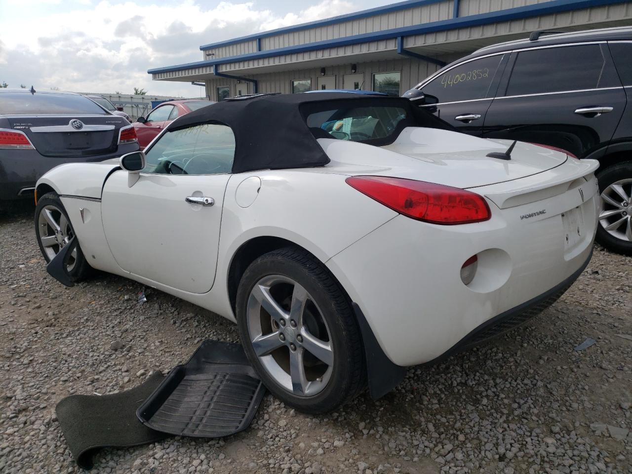 Photo 3 from auction – 2008 PONTIAC SOLSTICE with VIN 1G2MC35BX8Y124489