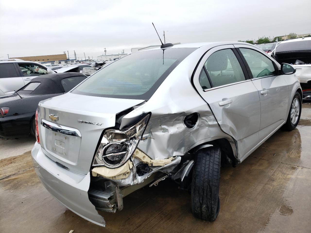 Photo 4 from auction – 2015 CHEVROLET SONIC LT with VIN 1G1JC5SH6F4100366