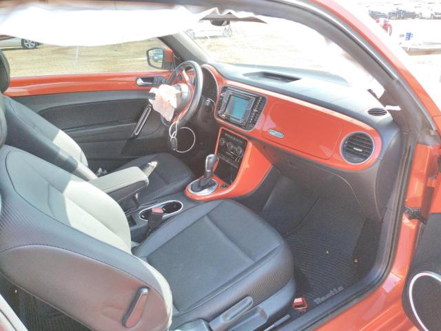 Photo 5 from auction – 2019 VOLKSWAGEN BEETLE SE with VIN 3VWJD7AT4KM718397