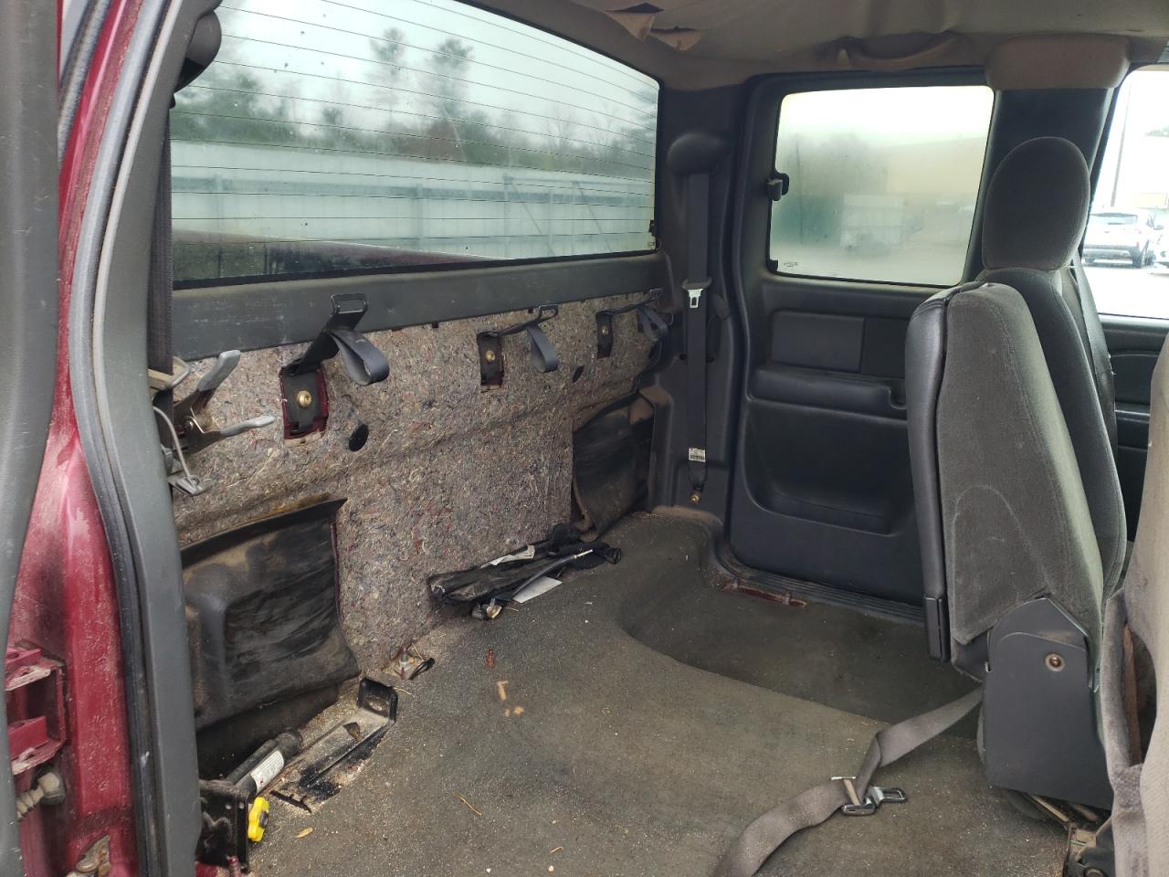 Photo 6 from auction – 2004 GMC NEW SIERRA with VIN 2GTEK19T041360513