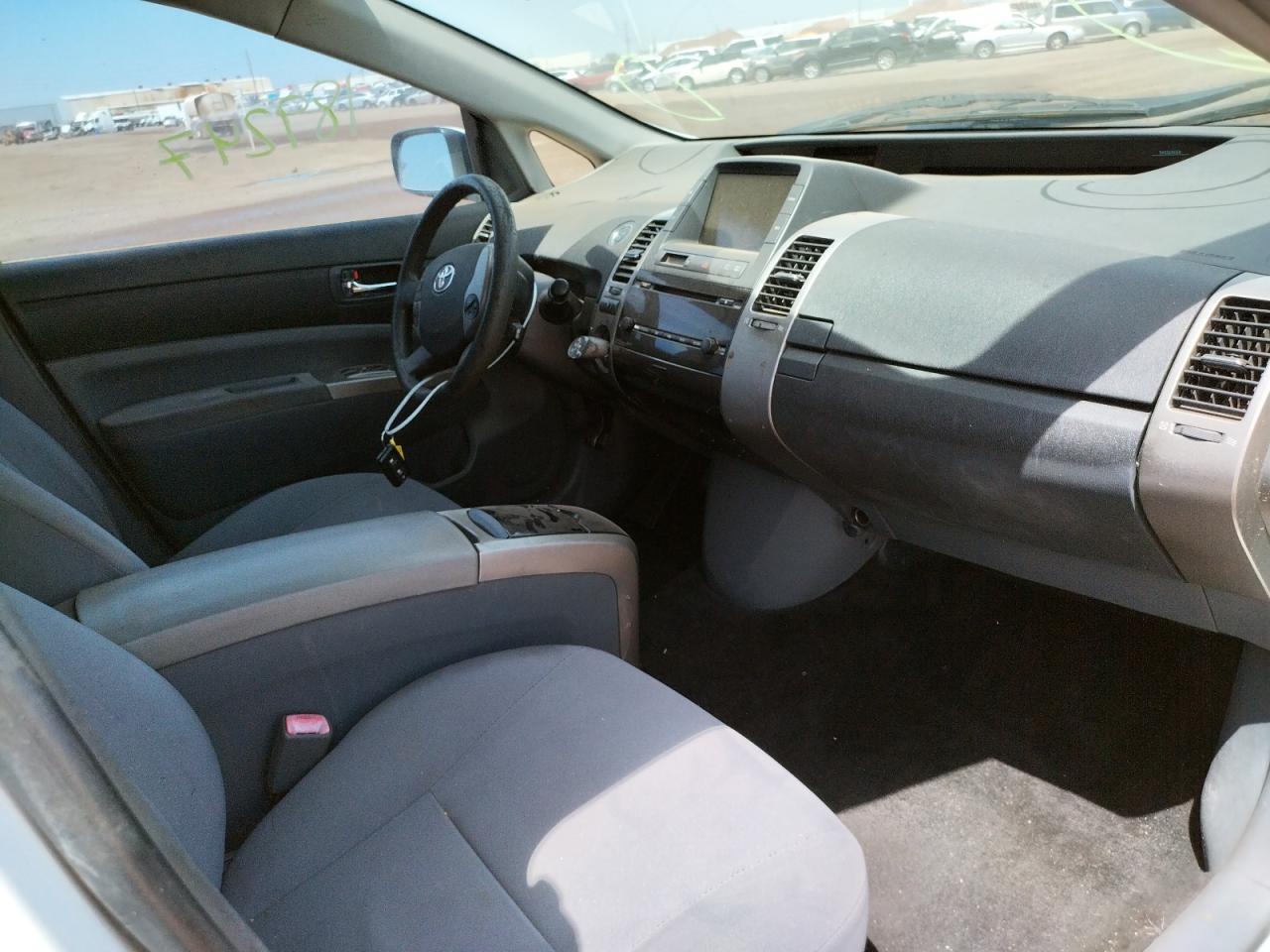 Photo 5 from auction – 2007 TOYOTA PRIUS with VIN JTDKB20U477657581