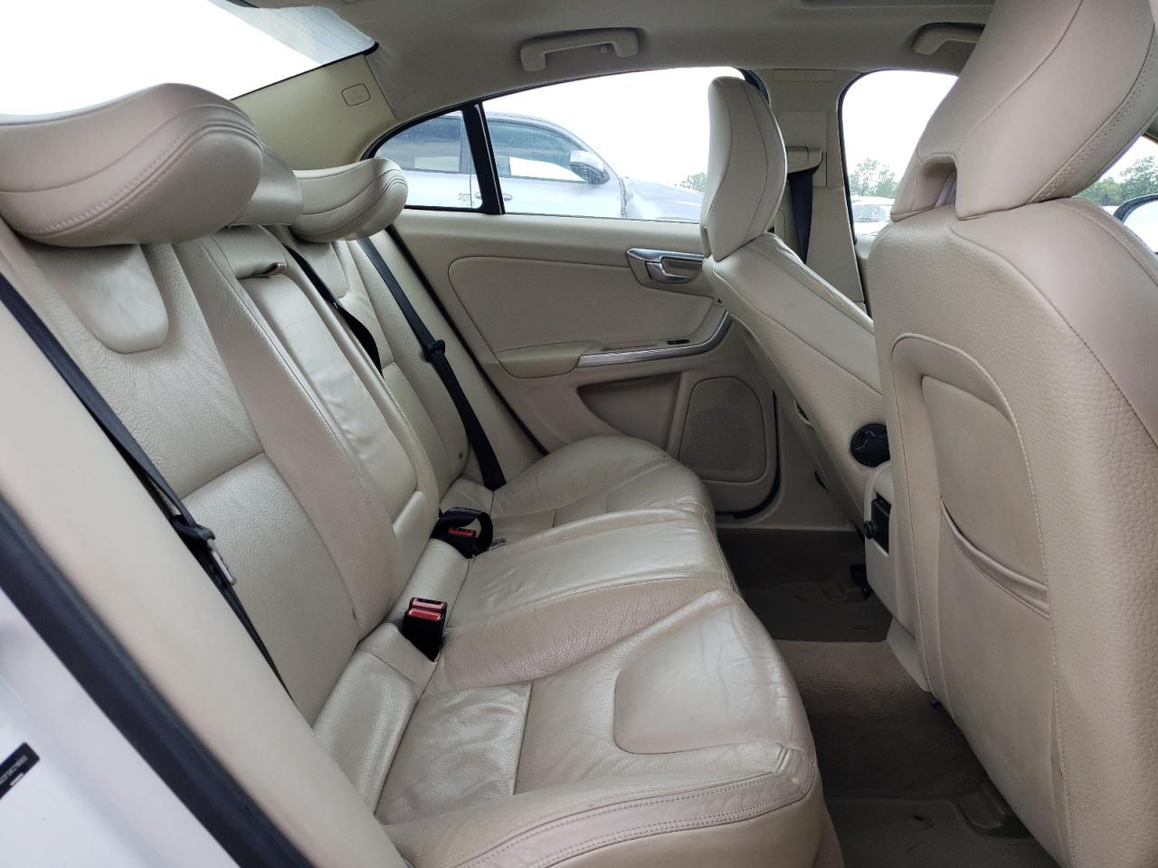 Photo 6 from auction – 2012 VOLVO S60 T5 with VIN YV1622FSXC2116902