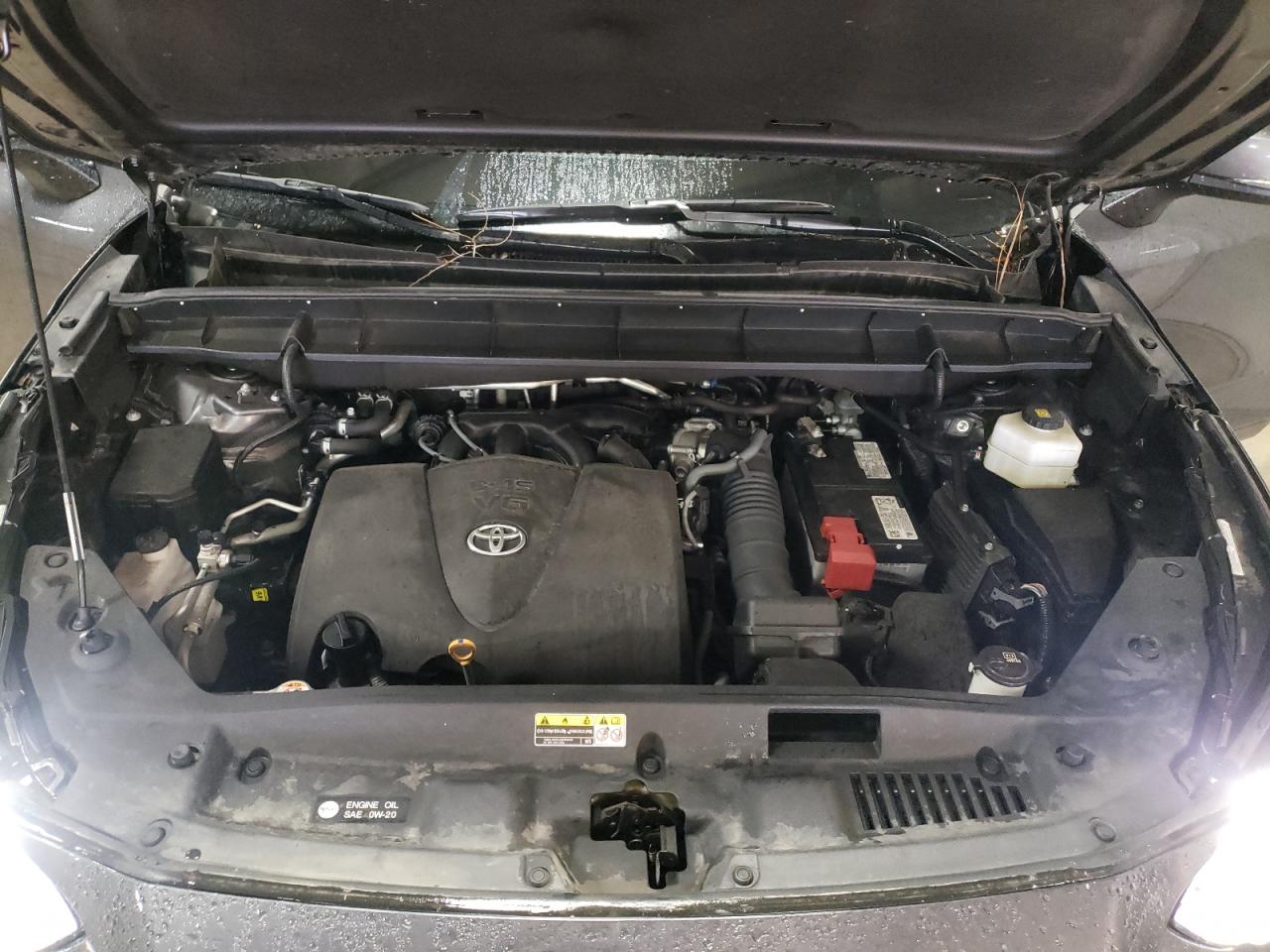 Photo 7 from auction – 2021 TOYOTA HIGHLANDER with VIN 5TDGZRAH8MS515876
