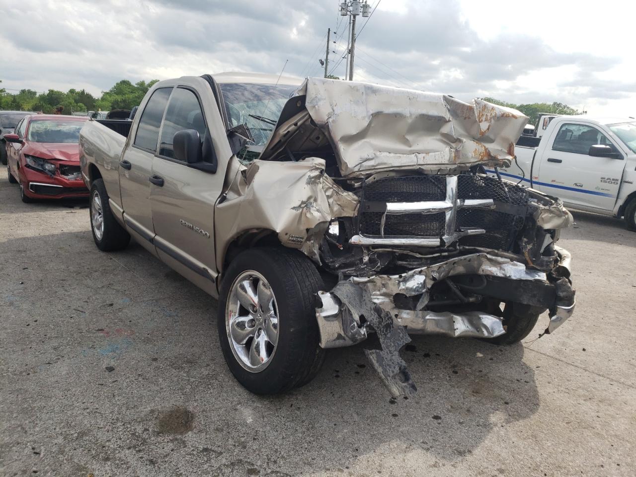 DODGE RAM 1500 S 2005 مع رقم تعريف المركبة 1D7HA18D55J570533 - صورة من المزاد