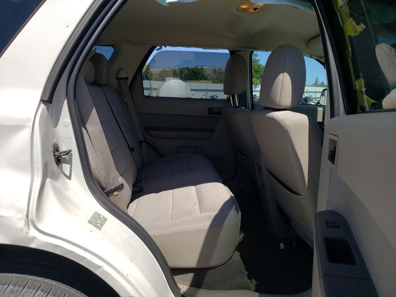 Photo 6 from auction – 2012 FORD ESCAPE HYB with VIN 1FMCU4K35CKA76608