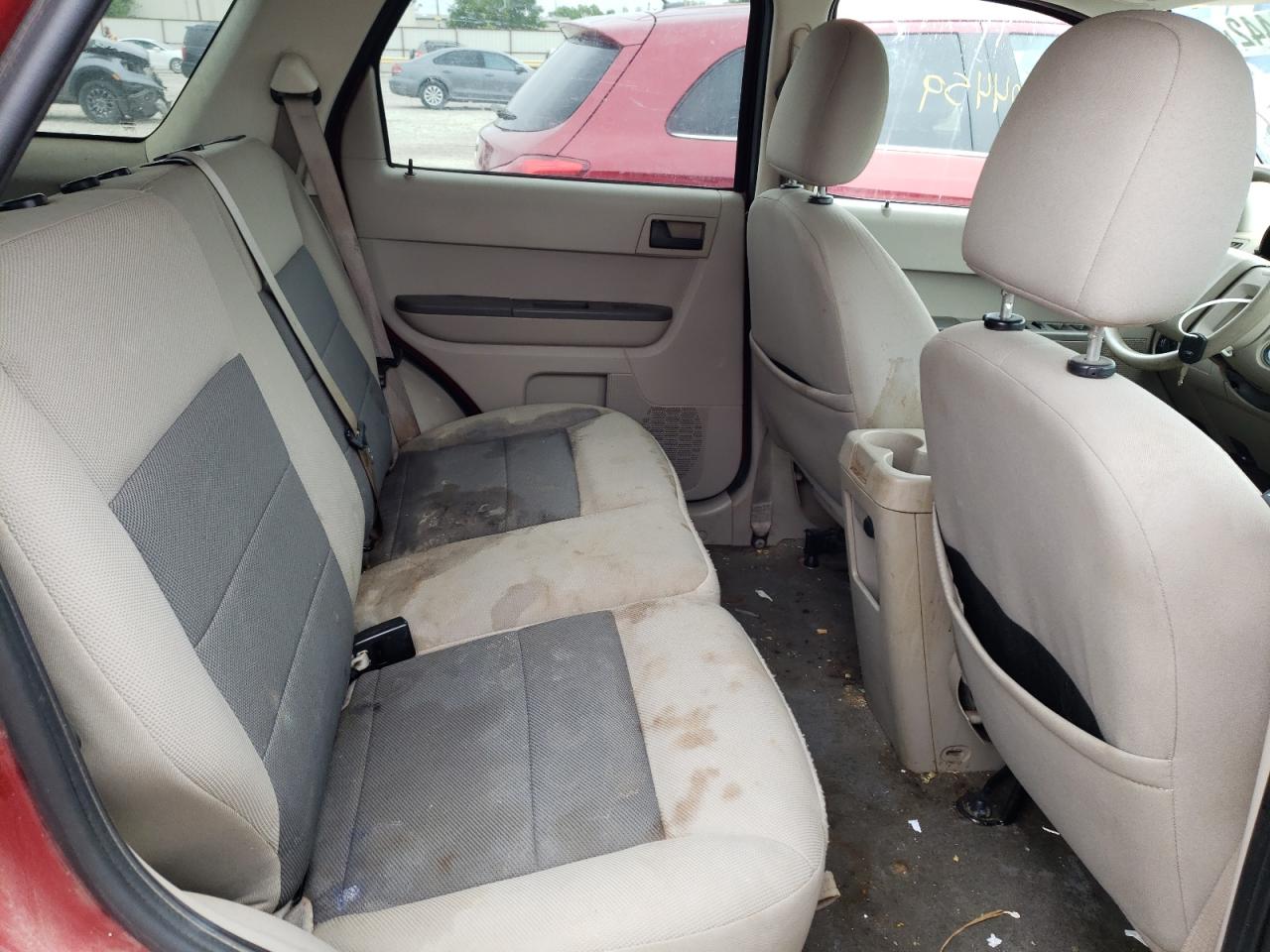 Photo 6 from auction – 2008 FORD ESCAPE XLT with VIN 1FMCU03Z88KC72707