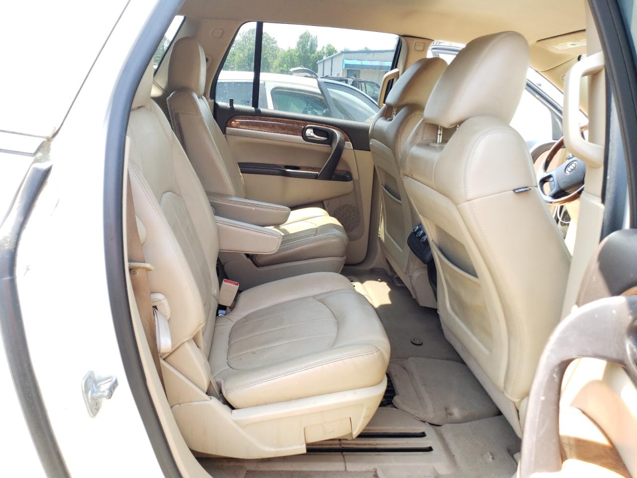 Photo 6 from auction – 2011 BUICK ENCLAVE CX with VIN 5GAKRBED5BJ183643