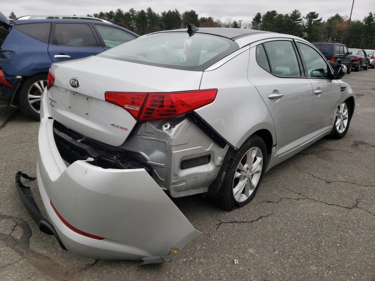 Foto 4 de la subasta – 2013 KIA OPTIMA EX con VIN 5XXGN4A72DG188740