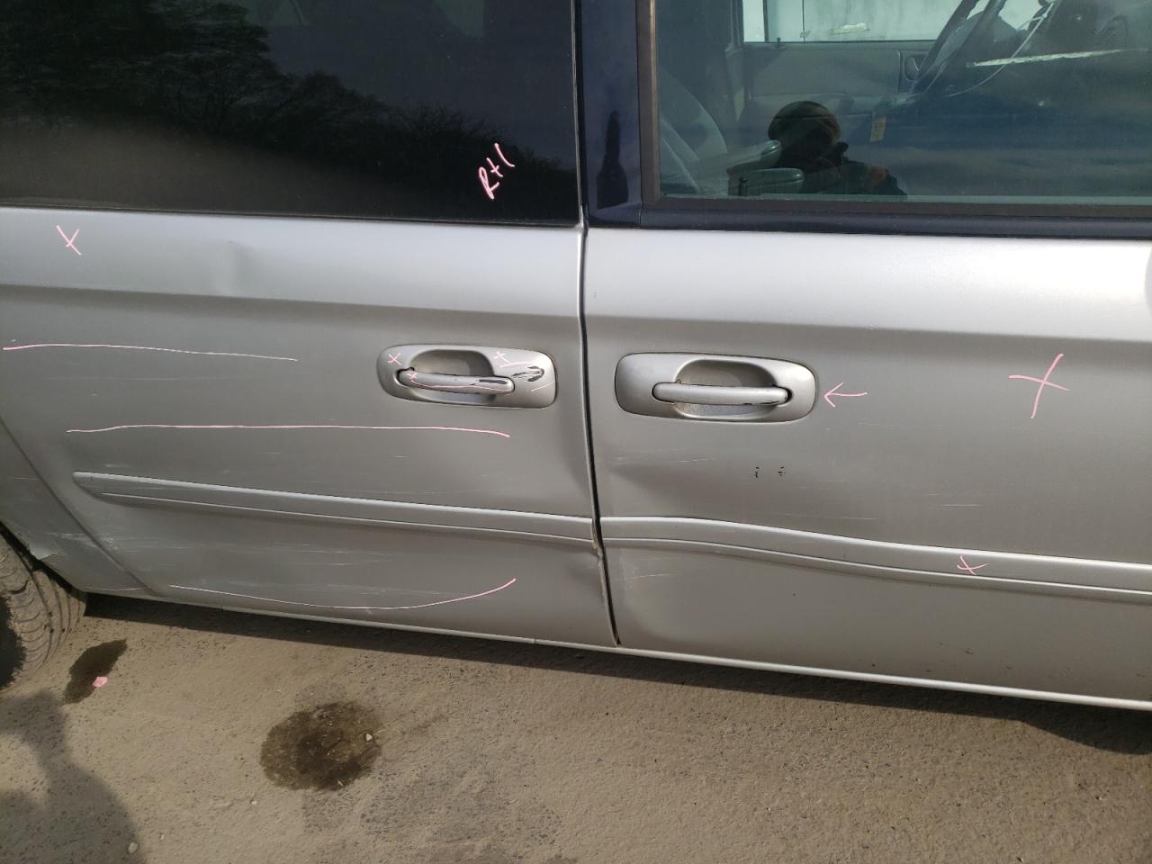 Photo 9 from auction – 2005 DODGE GRAND CARA with VIN 2D4GP24R05R144940