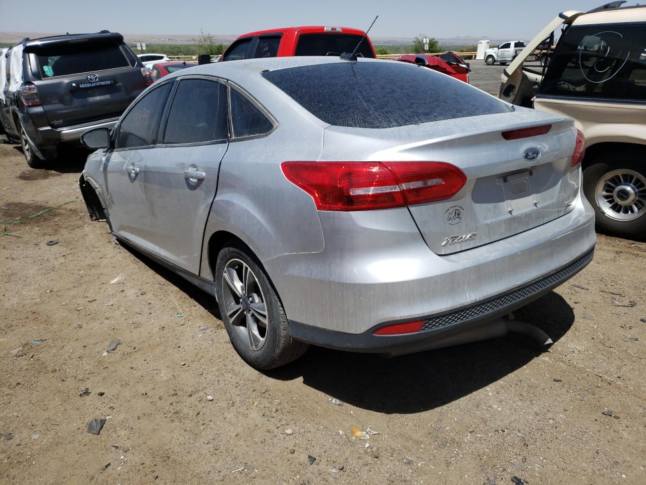 Photo 18 from auction – 2017 FORD FOCUS SE with VIN 1FADP3FE7HL310308
