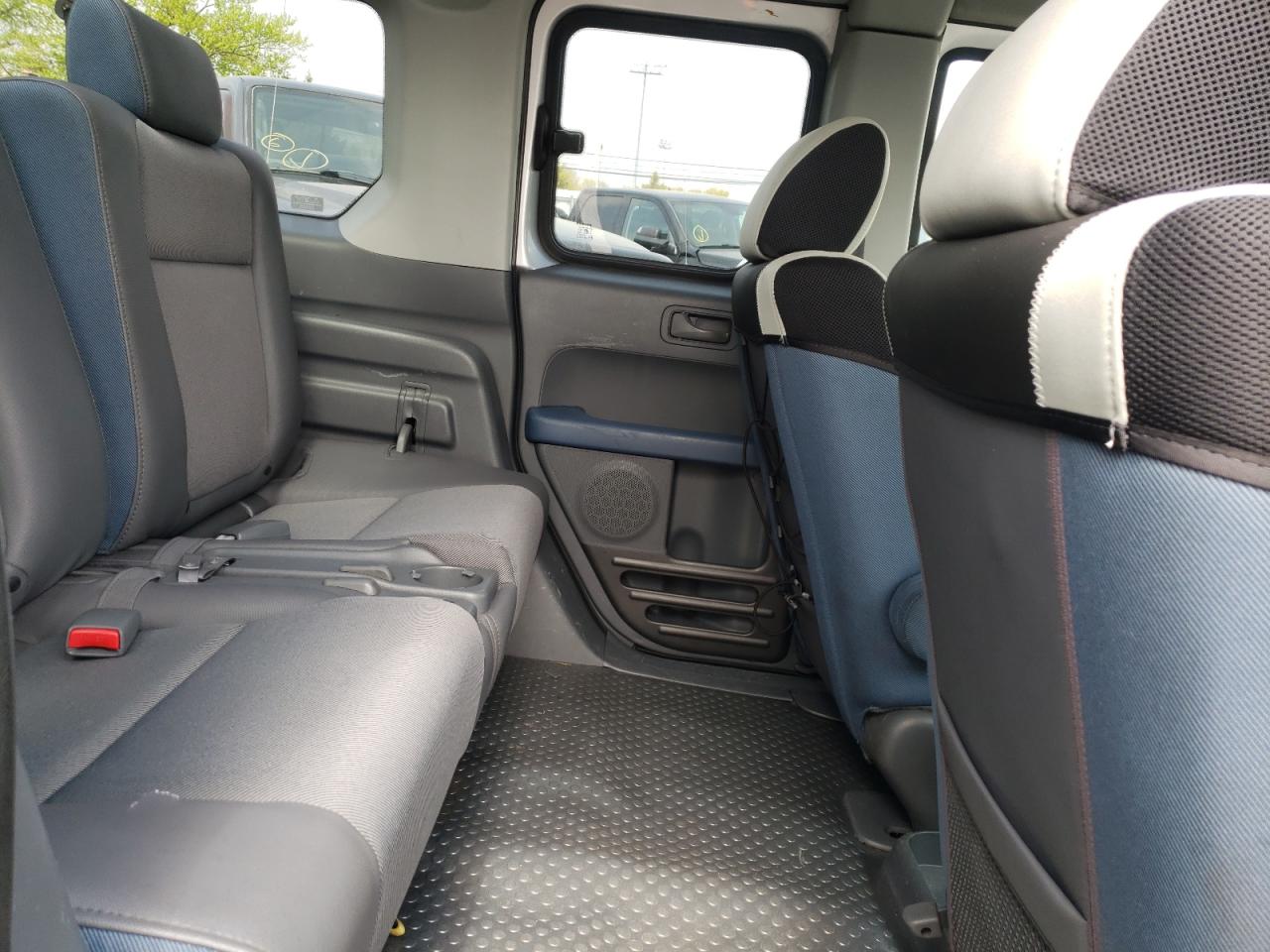 Photo 6 from auction – 2004 HONDA ELEMENT EX with VIN 5J6YH28674L026271