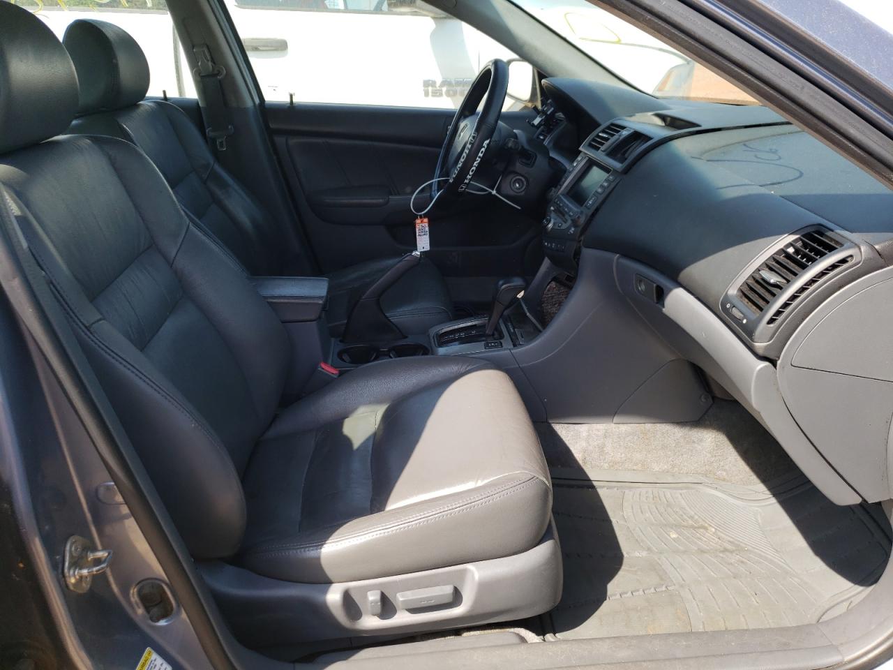 Photo 5 from auction – 2007 HONDA ACCORD EX with VIN 1HGCM66807A058312