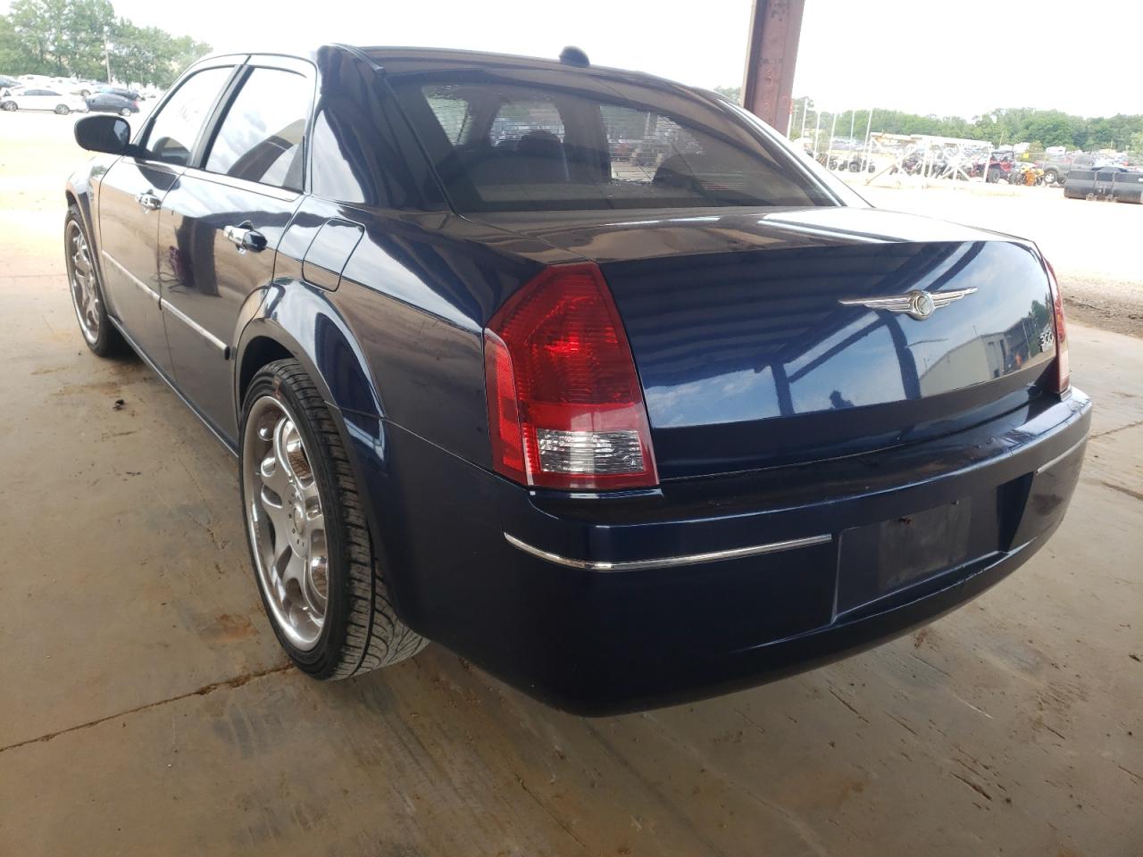 Photo 3 from auction – 2006 CHRYSLER 300 TOURIN with VIN 2C3KA53G86H153522