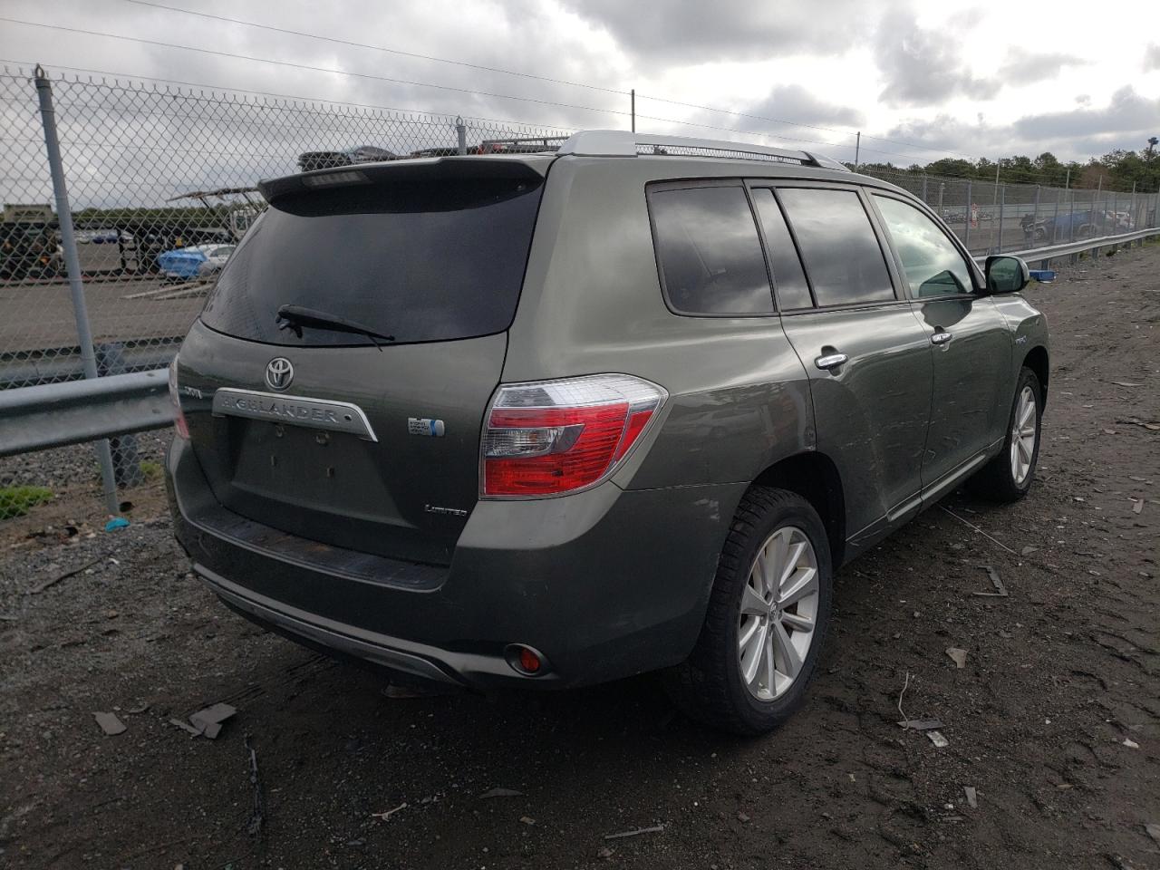 Photo 4 from auction – 2008 TOYOTA HIGHLANDER with VIN JTEEW44A382008183