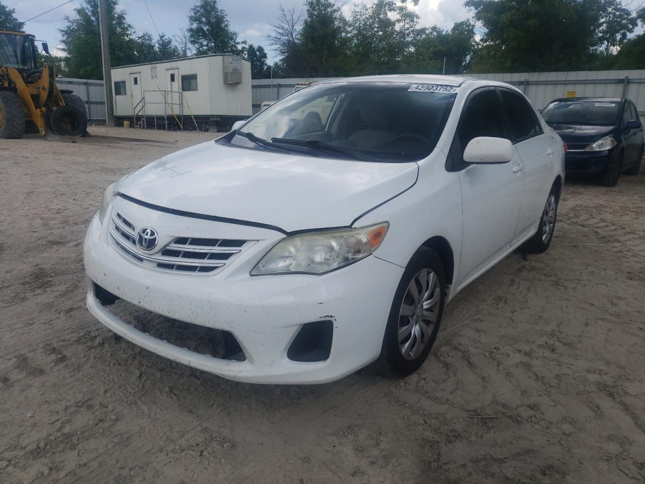 Photo 2 from auction – 2013 TOYOTA COROLLA BA with VIN JTDBU4EE1DJ122973