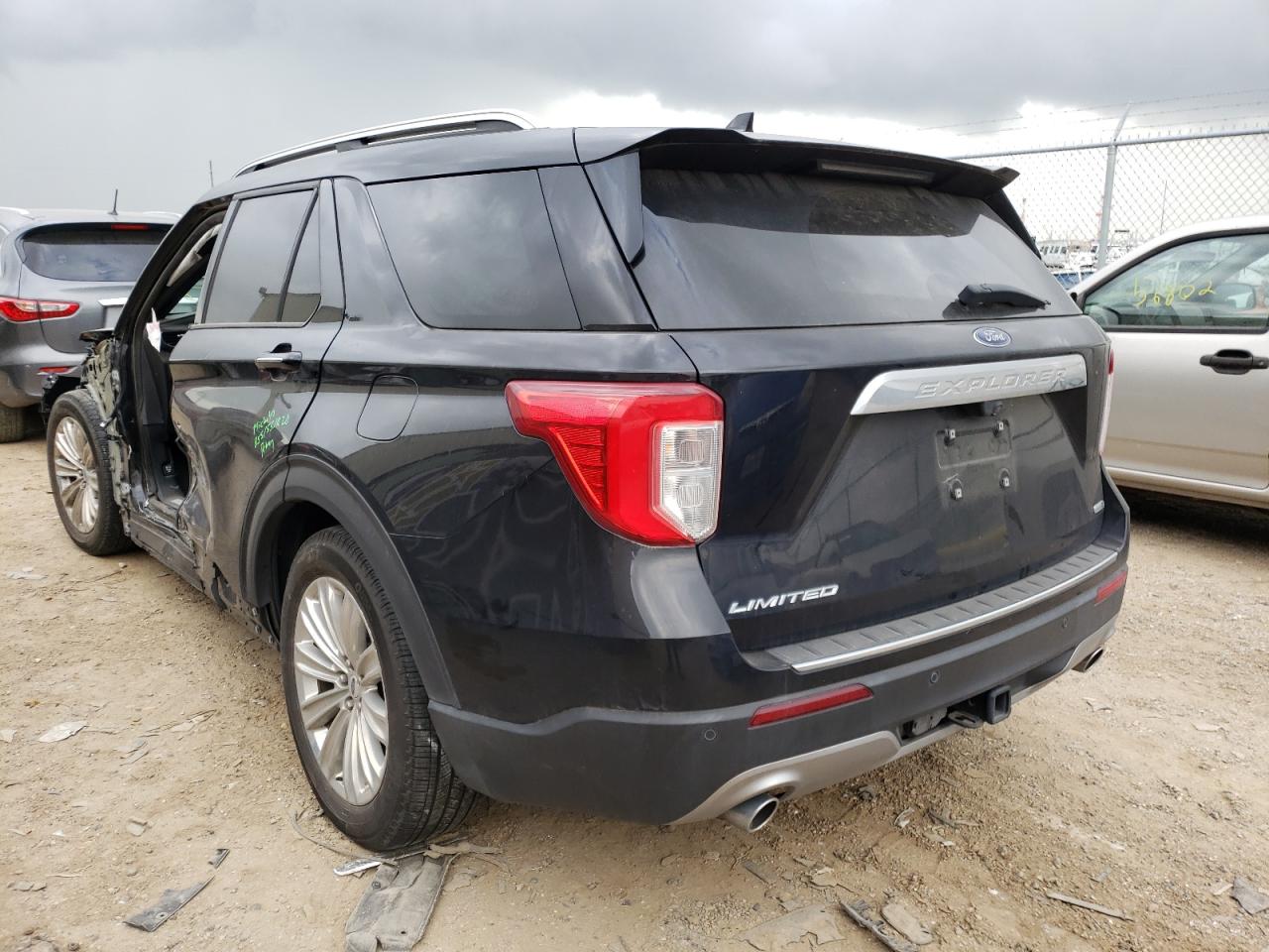 Photo 3 from auction – 2020 FORD EXPLORER L with VIN 1FMSK8FH7LGA14645