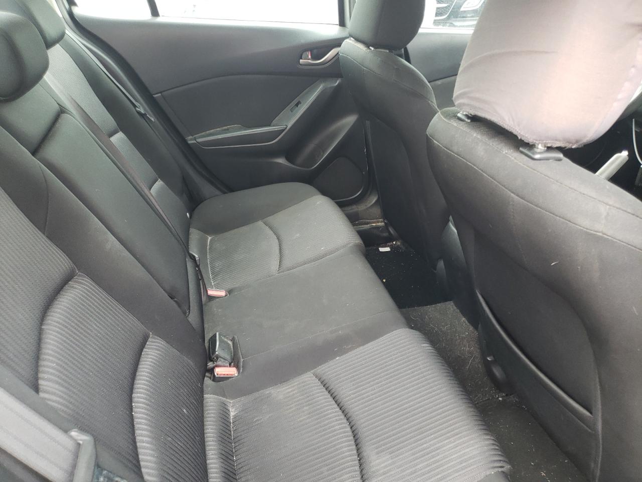 Photo 6 from auction – 2016 MAZDA 3 SPORT with VIN 3MZBM1U75GM300020