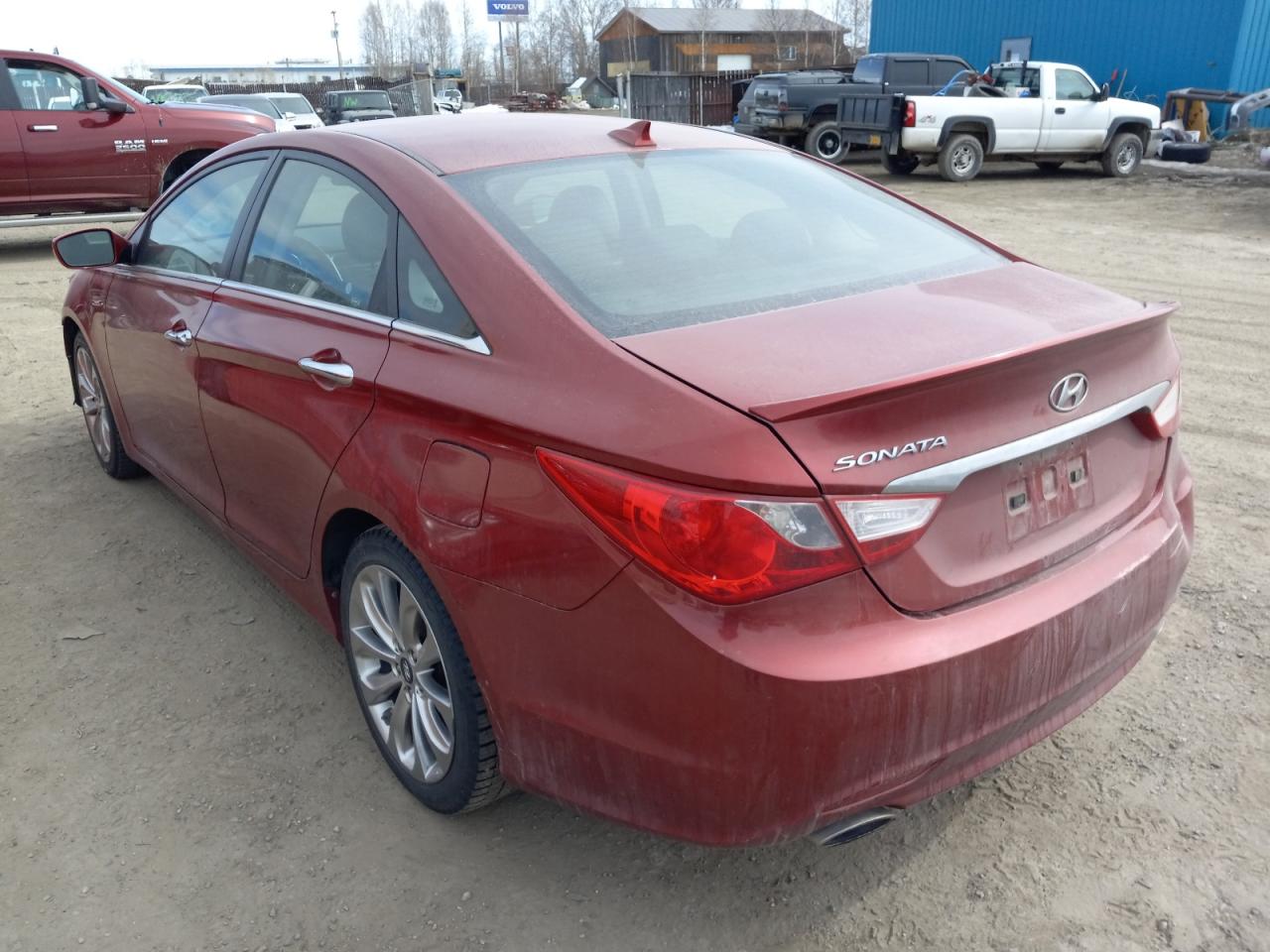 Photo 3 from auction – 2012 HYUNDAI SONATA SE with VIN 5NPEC4AC9CH428444